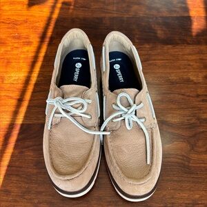 Sperry Women’s Tan Boat Shoes NWOT